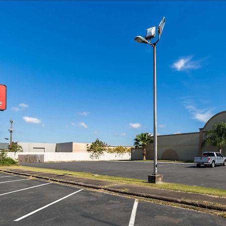 Econo Lodge Бейтаун Экстерьер фото